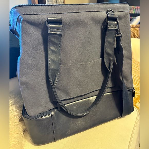 Beis Navy Mini Weekender - Picture 4 of 6